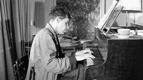 GLENN GOULD ON AND OFF THE RECORD1_thumb.jpg